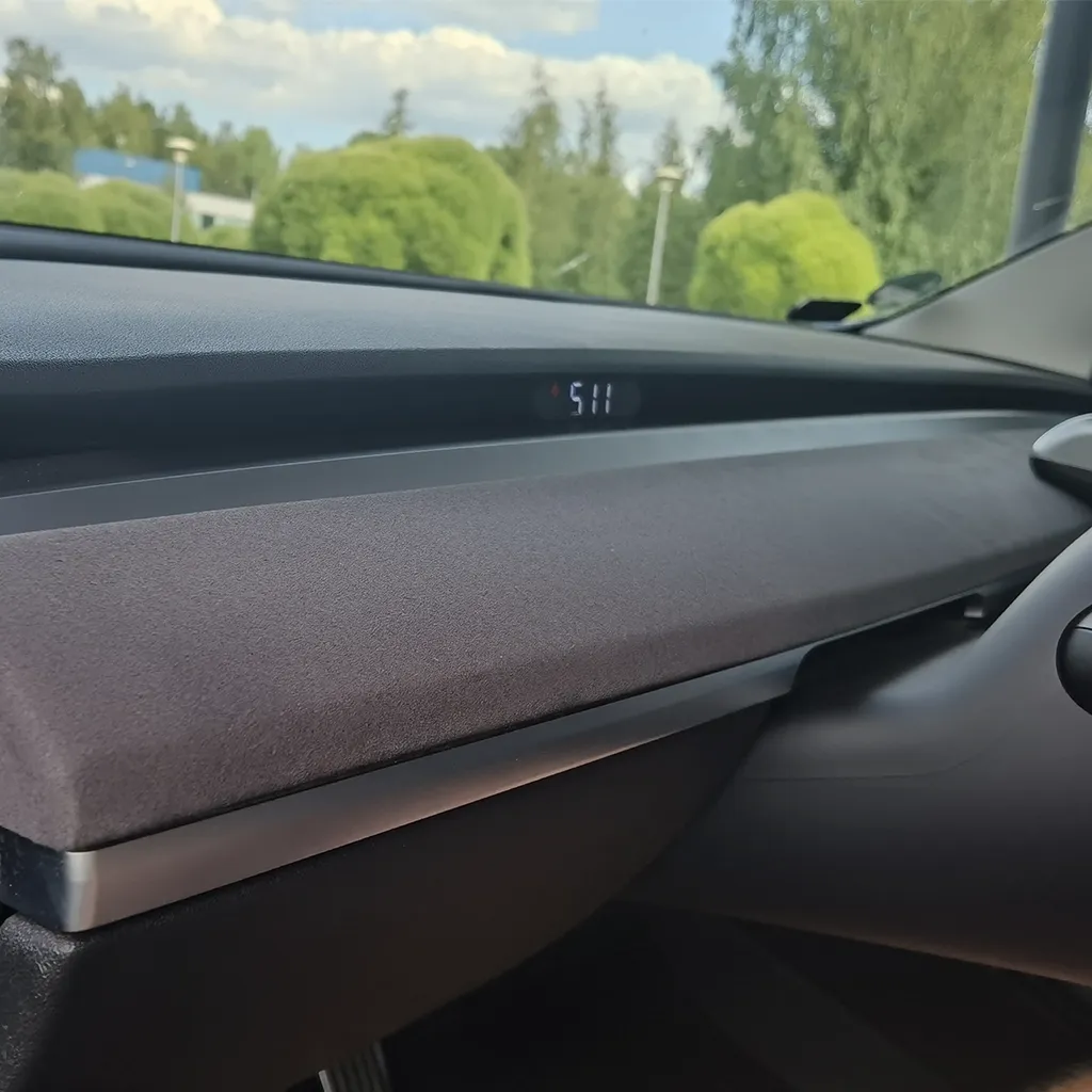 Kojelaudan suoja - Tesla Model 3 / Y - Image 6