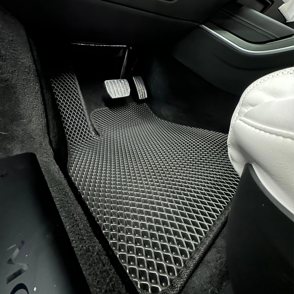 ECO-Lattiamatot - Tesla Model 3 - Image 2