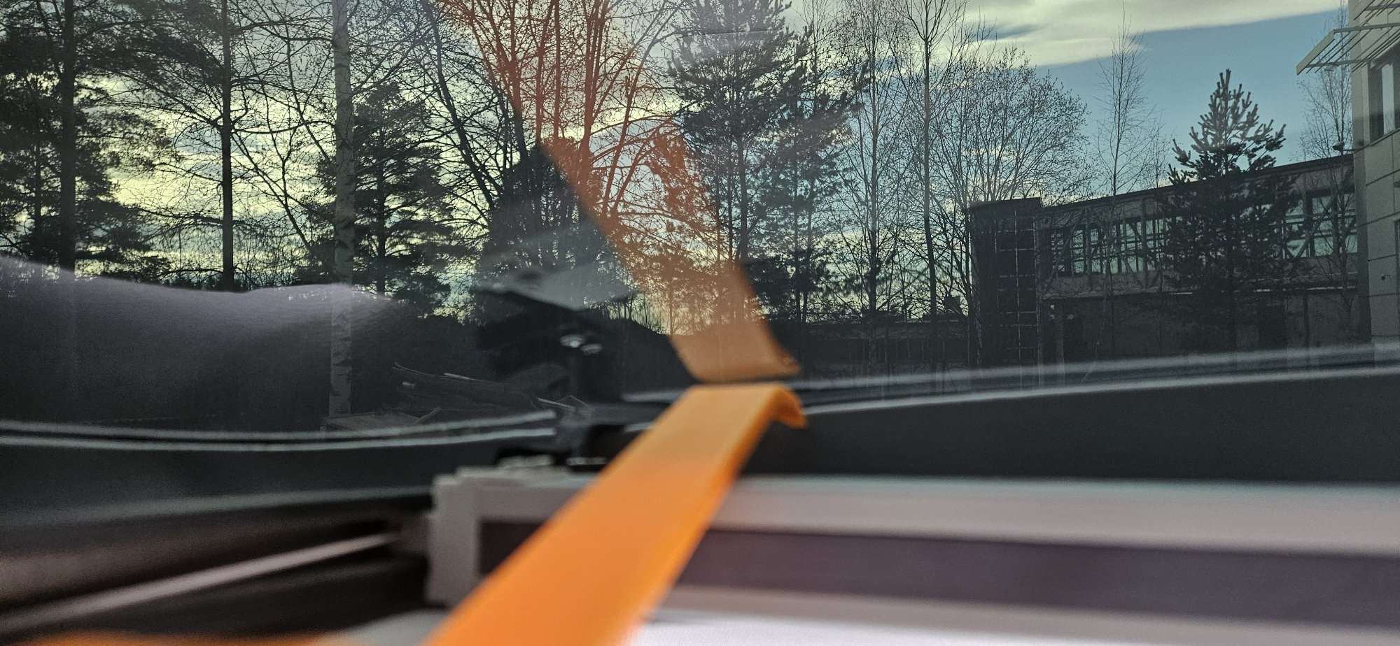 Avattava katon aurinkosuoja - Tesla Model Y - Image 2