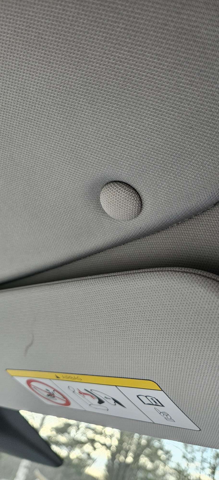 Avattava katon aurinkosuoja - Tesla Model Y - Image 3
