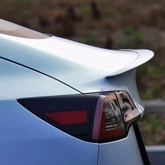 Takaspoileri - Tesla Model 3